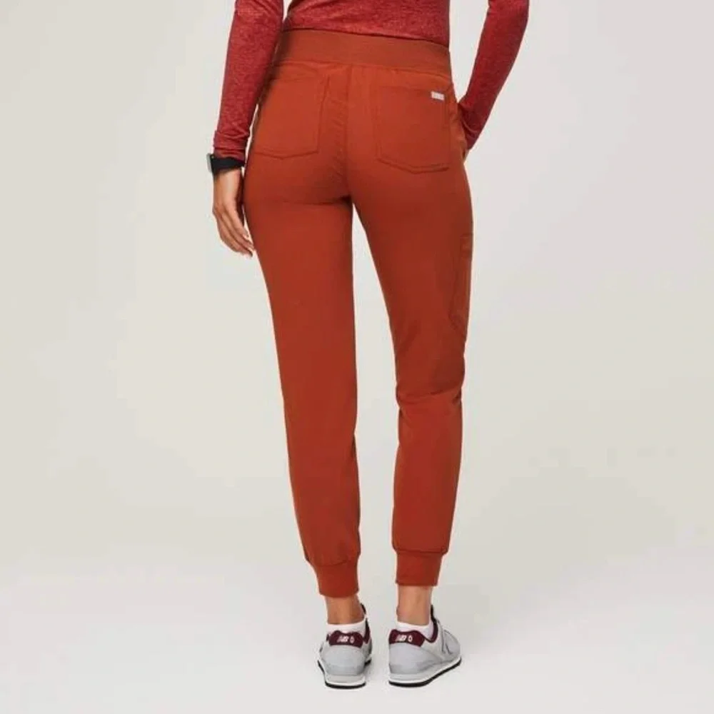 Figs XS SET IN AUBURN